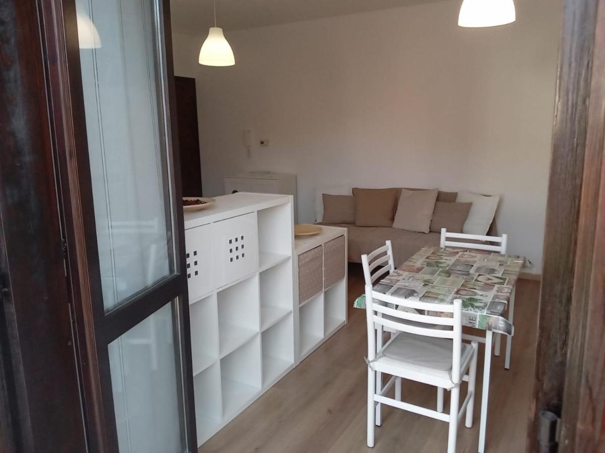 Апартаменти Casa Stefania 3 Манделло-дель-Ларіо Екстер'єр фото